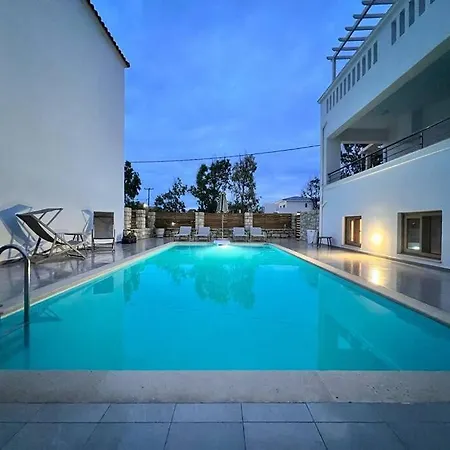 Villa Gagra - Villa With Private Pool, Air Con And Heating Pánormos Extérieur photo
