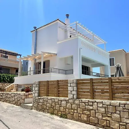 Villa Gagra - Villa With Private Pool, Air Con And Heating Pánormos Extérieur photo